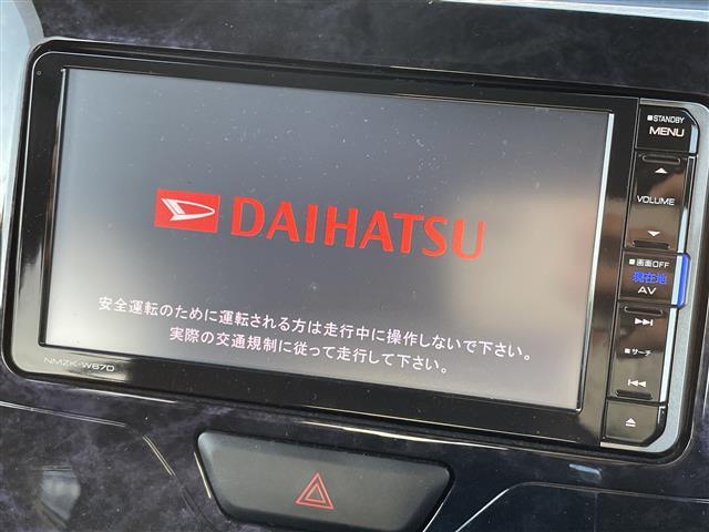 タント カスタムＸ　トップエディションＳＡＩＩＩ　純正ナビ　バックカメラ　衝突回避支援ブレーキー　片側パワースライドドア　ＬＥＤヘッドライト　フォグランプ　オートマチックハイビーム　アイドリングストップ　シートヒーター　ベンチシート　純正ＡＷ　ＥＴＣ（2枚目）