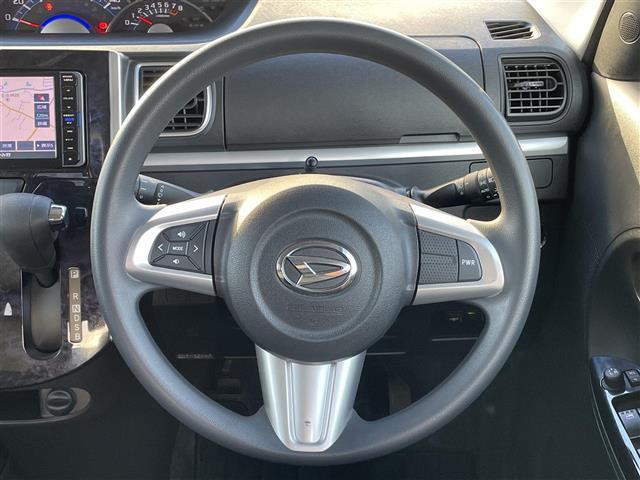 タント カスタムＸ　トップエディションＳＡＩＩＩ　純正ナビ　バックカメラ　衝突回避支援ブレーキー　片側パワースライドドア　ＬＥＤヘッドライト　フォグランプ　オートマチックハイビーム　アイドリングストップ　シートヒーター　ベンチシート　純正ＡＷ　ＥＴＣ（9枚目）