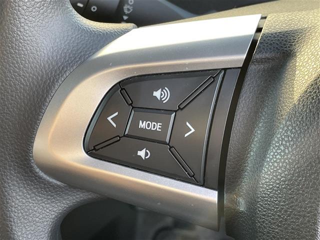 タント カスタムＸ　トップエディションＳＡＩＩＩ　純正ナビ　バックカメラ　衝突回避支援ブレーキー　片側パワースライドドア　ＬＥＤヘッドライト　フォグランプ　オートマチックハイビーム　アイドリングストップ　シートヒーター　ベンチシート　純正ＡＷ　ＥＴＣ（10枚目）