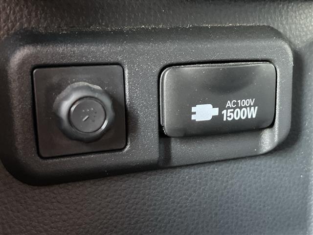 ノア ハイブリッドS-Z 純正ナビ バックカメラ ACC プリクラ レーンアシスト オートマチックハイビーム 100V電源 ブレーキーホールド 両側パワースライドドア シートヒーター LEDヘッドライト フォグランプ ETC(19枚目)