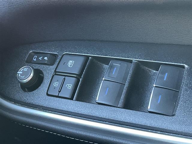 ノア ハイブリッドS-Z 純正ナビ バックカメラ ACC プリクラ レーンアシスト オートマチックハイビーム 100V電源 ブレーキーホールド 両側パワースライドドア シートヒーター LEDヘッドライト フォグランプ ETC(22枚目)