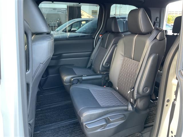 ノア ハイブリッドS-Z 純正ナビ バックカメラ ACC プリクラ レーンアシスト オートマチックハイビーム 100V電源 ブレーキーホールド 両側パワースライドドア シートヒーター LEDヘッドライト フォグランプ ETC(26枚目)