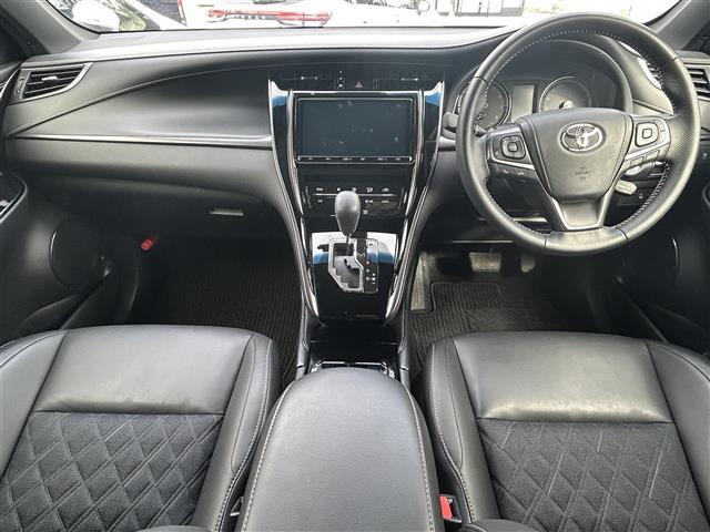 ハリアー プレミアム スタイルノアール 純正9インチナビ トヨタセーフティセンス バックカメラ 前後ドライブレコーダー パワーシート パワーバックドア ETC LEDヘッド・フォグ 純正18インチAW 純正フロアマット コーナーセンサー(2枚目)