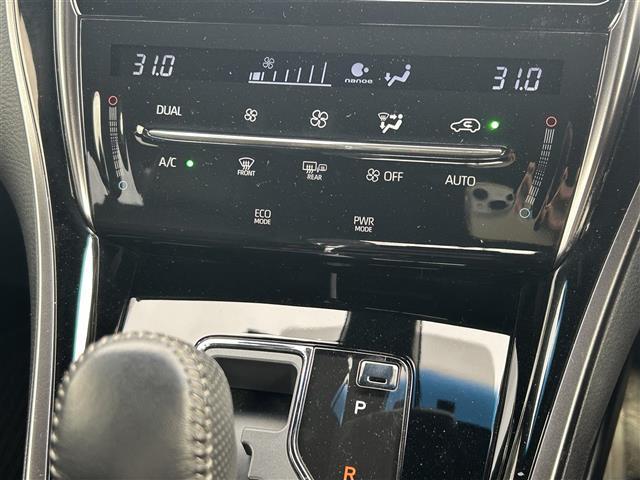 ハリアー プレミアム スタイルノアール 純正9インチナビ トヨタセーフティセンス バックカメラ 前後ドライブレコーダー パワーシート パワーバックドア ETC LEDヘッド・フォグ 純正18インチAW 純正フロアマット コーナーセンサー(16枚目)