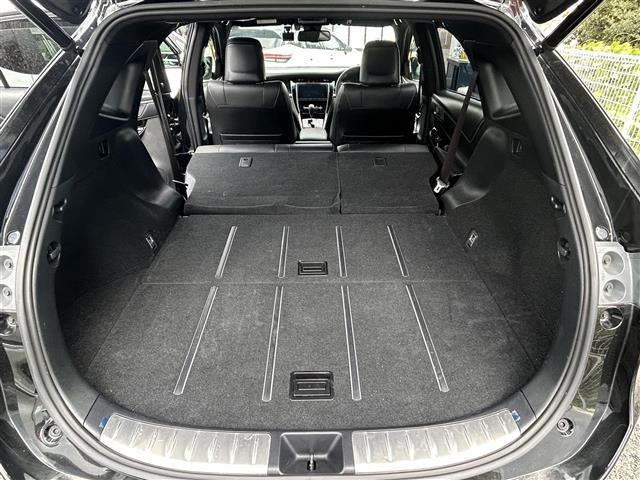 ハリアー プレミアム スタイルノアール 純正9インチナビ トヨタセーフティセンス バックカメラ 前後ドライブレコーダー パワーシート パワーバックドア ETC LEDヘッド・フォグ 純正18インチAW 純正フロアマット コーナーセンサー(30枚目)