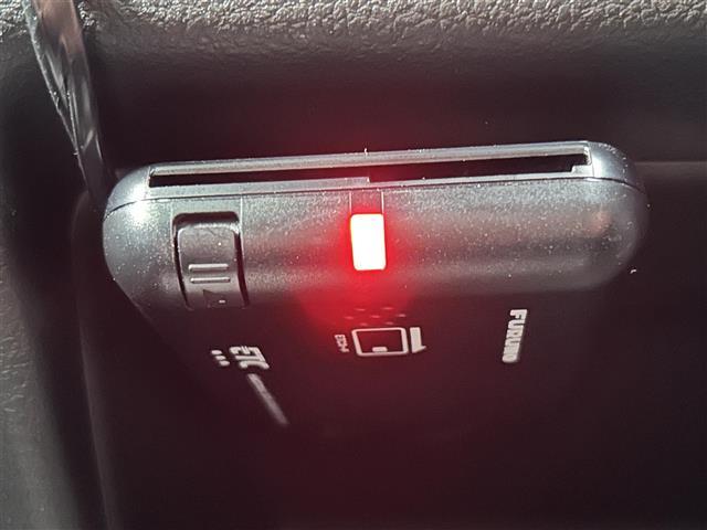 ハスラー Ｊスタイル　スズキセーフティーサポート　メモリナビ　フルセグＴＶ／ＣＤ／ＤＶＤ／Ｂｌｕｅｔｏｏｔｈ／ｍｓｖ　バックカメラ　シートヒーター　ＥＴＣ　前後ドライブレコーダー　純正フロアマット　コーナーセンサー（9枚目）