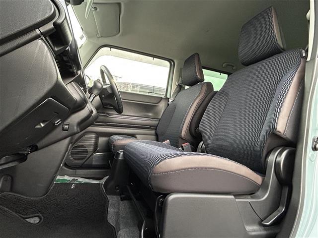 ハスラー Ｊスタイル　スズキセーフティーサポート　メモリナビ　フルセグＴＶ／ＣＤ／ＤＶＤ／Ｂｌｕｅｔｏｏｔｈ／ｍｓｖ　バックカメラ　シートヒーター　ＥＴＣ　前後ドライブレコーダー　純正フロアマット　コーナーセンサー（18枚目）