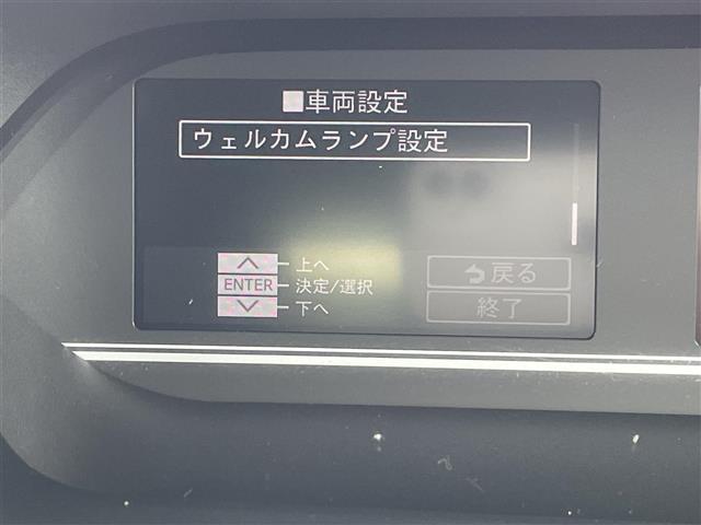 タント ファンクロスターボ　社外ナビ　全方位カメラ　両側パワースライドドア　シートヒーター　ルーフレール　純正フロアマット　コーナーセンサー　純正１５インチＡＷ　ブレーキホールド　電子パーキング　スペアキー　保証書・取説　ＬＥＤ（8枚目）