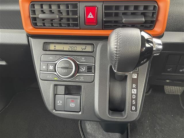 タント ファンクロスターボ　社外ナビ　全方位カメラ　両側パワースライドドア　シートヒーター　ルーフレール　純正フロアマット　コーナーセンサー　純正１５インチＡＷ　ブレーキホールド　電子パーキング　スペアキー　保証書・取説　ＬＥＤ（18枚目）