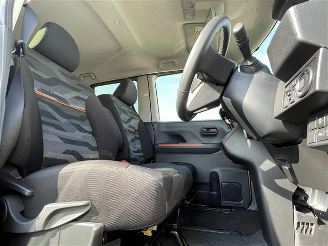 タント ファンクロスターボ　社外ナビ　全方位カメラ　両側パワースライドドア　シートヒーター　ルーフレール　純正フロアマット　コーナーセンサー　純正１５インチＡＷ　ブレーキホールド　電子パーキング　スペアキー　保証書・取説　ＬＥＤ（33枚目）