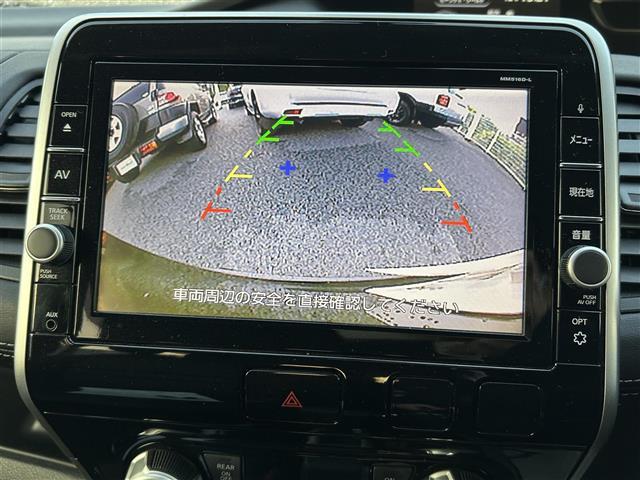 セレナ ハイウェイスター 純正8インチナビ バックカメラ 前後ドライブレコーダー 10,6インチフリップダウンモニター TVキャンセラー 片側パワースライドドア コーナーセンサー 純正16インチAW LEDヘッド・フォグ(4枚目)