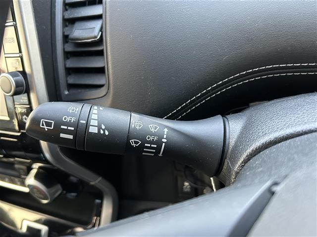 セレナ ハイウェイスター 純正8インチナビ バックカメラ 前後ドライブレコーダー 10,6インチフリップダウンモニター TVキャンセラー 片側パワースライドドア コーナーセンサー 純正16インチAW LEDヘッド・フォグ(27枚目)