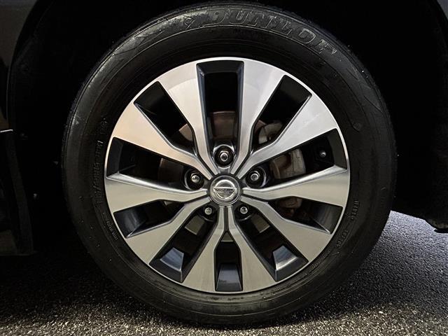 セレナ ハイウェイスター 純正8インチナビ バックカメラ 前後ドライブレコーダー 10,6インチフリップダウンモニター TVキャンセラー 片側パワースライドドア コーナーセンサー 純正16インチAW LEDヘッド・フォグ(41枚目)