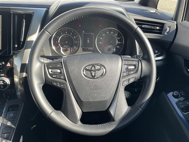 ヴェルファイア ２．５　ゴールデンアイズＩＩＩ　純正９インチディスプレイオーディオナビ　バックカメラ　両側パワースライドドア　ツインムーンルーフ　デジタルインナーミラー　ＢＳＭ　パワーバックドア　３眼ＬＥＤヘッド　シーケンシャルターンランプ　ＥＴＣ（8枚目）