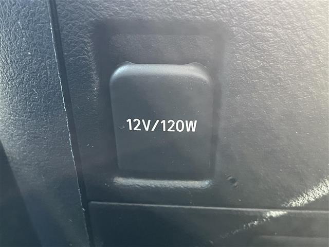 ヴェルファイア ２．５　ゴールデンアイズＩＩＩ　純正９インチディスプレイオーディオナビ　バックカメラ　両側パワースライドドア　ツインムーンルーフ　デジタルインナーミラー　ＢＳＭ　パワーバックドア　３眼ＬＥＤヘッド　シーケンシャルターンランプ　ＥＴＣ（22枚目）