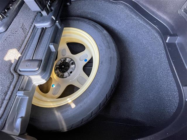 ヴェルファイア ２．５　ゴールデンアイズＩＩＩ　純正９インチディスプレイオーディオナビ　バックカメラ　両側パワースライドドア　ツインムーンルーフ　デジタルインナーミラー　ＢＳＭ　パワーバックドア　３眼ＬＥＤヘッド　シーケンシャルターンランプ　ＥＴＣ（31枚目）