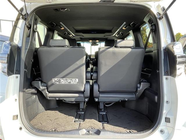 ヴェルファイア ２．５　ゴールデンアイズＩＩＩ　純正９インチディスプレイオーディオナビ　バックカメラ　両側パワースライドドア　ツインムーンルーフ　デジタルインナーミラー　ＢＳＭ　パワーバックドア　３眼ＬＥＤヘッド　シーケンシャルターンランプ　ＥＴＣ（37枚目）