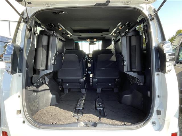 ヴェルファイア ２．５　ゴールデンアイズＩＩＩ　純正９インチディスプレイオーディオナビ　バックカメラ　両側パワースライドドア　ツインムーンルーフ　デジタルインナーミラー　ＢＳＭ　パワーバックドア　３眼ＬＥＤヘッド　シーケンシャルターンランプ　ＥＴＣ（38枚目）