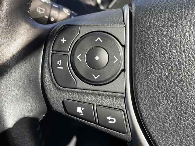 ノア Ｓｉ　純正ナビ　バックカメラ　プリクラッシュセーフティー　クリアランスソナー　レーンアシスト　ドライブレコーダー　両側パワスラ　オートマチックハイビーム　フリップダウンモニター　純正ＡＷ　ＥＴＣ２．０（9枚目）