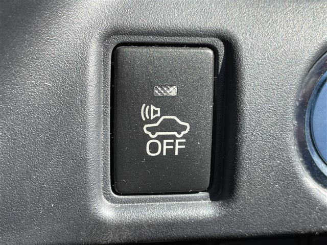 ノア Ｓｉ　純正ナビ　バックカメラ　プリクラッシュセーフティー　クリアランスソナー　レーンアシスト　ドライブレコーダー　両側パワスラ　オートマチックハイビーム　フリップダウンモニター　純正ＡＷ　ＥＴＣ２．０（17枚目）