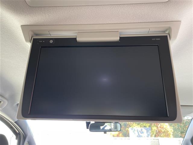 ノア Ｓｉ　純正ナビ　バックカメラ　プリクラッシュセーフティー　クリアランスソナー　レーンアシスト　ドライブレコーダー　両側パワスラ　オートマチックハイビーム　フリップダウンモニター　純正ＡＷ　ＥＴＣ２．０（18枚目）