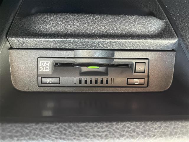 ノア Ｓｉ　純正ナビ　バックカメラ　プリクラッシュセーフティー　クリアランスソナー　レーンアシスト　ドライブレコーダー　両側パワスラ　オートマチックハイビーム　フリップダウンモニター　純正ＡＷ　ＥＴＣ２．０（21枚目）