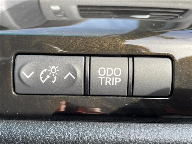 ヴェルファイア ２．４Ｚ　ゴールデンアイズＩＩ　純正ナビ　クルーズコントロール　クリアランスソナー　バックカメラ　両側パワースライドドア　サンルーフ　オットマン　ステアリングスイッチ　自動防眩ルームミラー　　ｎａｎｏｅ　１００Ｖ電源　ＥＴＣ（18枚目）