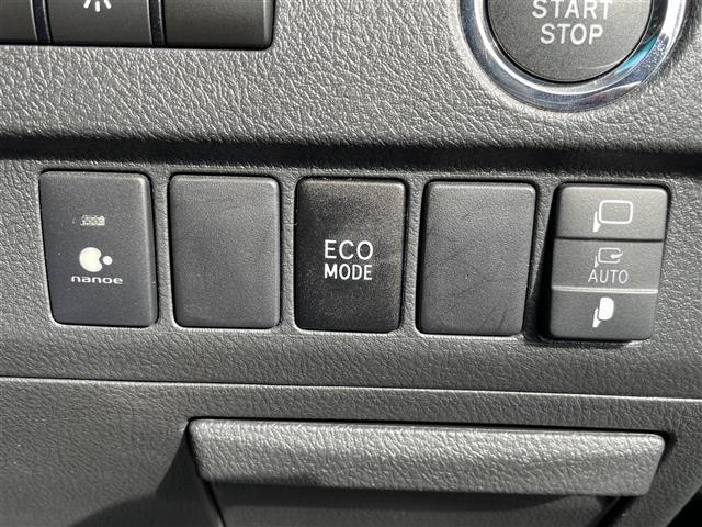 ヴェルファイア ２．４Ｚ　ゴールデンアイズＩＩ　純正ナビ　クルーズコントロール　クリアランスソナー　バックカメラ　両側パワースライドドア　サンルーフ　オットマン　ステアリングスイッチ　自動防眩ルームミラー　　ｎａｎｏｅ　１００Ｖ電源　ＥＴＣ（19枚目）