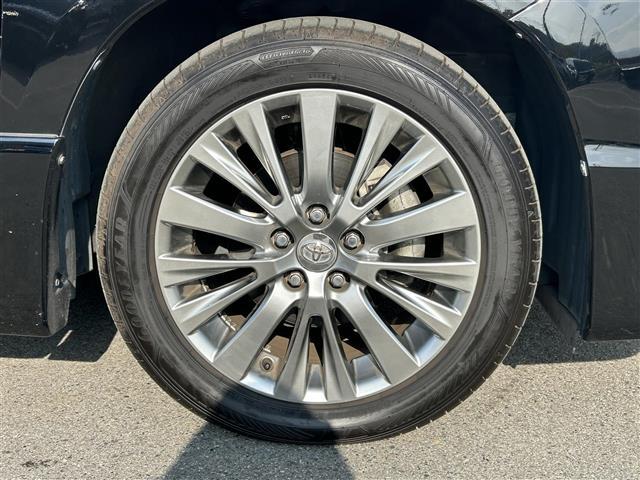 ヴェルファイア ２．４Ｚ　ゴールデンアイズＩＩ　純正ナビ　クルーズコントロール　クリアランスソナー　バックカメラ　両側パワースライドドア　サンルーフ　オットマン　ステアリングスイッチ　自動防眩ルームミラー　　ｎａｎｏｅ　１００Ｖ電源　ＥＴＣ（41枚目）