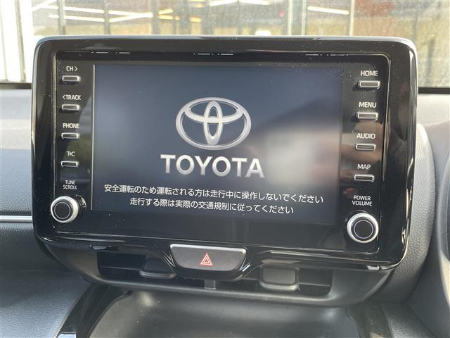 ヤリスクロス ハイブリッドZ 純正ディスプレイオーディオナビ バックカメラ 前ドライブレコーダー ETC パワーシート シートヒーター 社外フロアマット クリアランスソナー ステアリングヒーター HDMIポート LEDヘッド(3枚目)