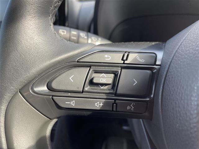 ヤリスクロス ハイブリッドZ 純正ディスプレイオーディオナビ バックカメラ 前ドライブレコーダー ETC パワーシート シートヒーター 社外フロアマット クリアランスソナー ステアリングヒーター HDMIポート LEDヘッド(13枚目)