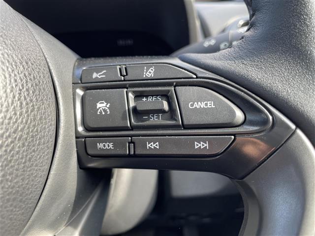 ヤリスクロス ハイブリッドZ 純正ディスプレイオーディオナビ バックカメラ 前ドライブレコーダー ETC パワーシート シートヒーター 社外フロアマット クリアランスソナー ステアリングヒーター HDMIポート LEDヘッド(14枚目)