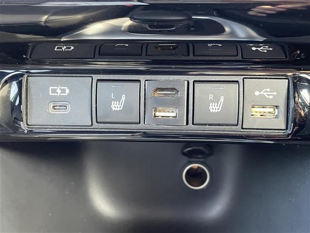 ヤリスクロス ハイブリッドZ 純正ディスプレイオーディオナビ バックカメラ 前ドライブレコーダー ETC パワーシート シートヒーター 社外フロアマット クリアランスソナー ステアリングヒーター HDMIポート LEDヘッド(15枚目)