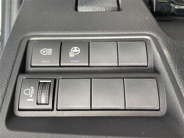 ヤリスクロス ハイブリッドZ 純正ディスプレイオーディオナビ バックカメラ 前ドライブレコーダー ETC パワーシート シートヒーター 社外フロアマット クリアランスソナー ステアリングヒーター HDMIポート LEDヘッド(17枚目)