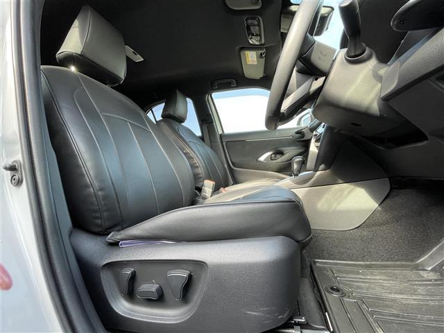 ヤリスクロス ハイブリッドZ 純正ディスプレイオーディオナビ バックカメラ 前ドライブレコーダー ETC パワーシート シートヒーター 社外フロアマット クリアランスソナー ステアリングヒーター HDMIポート LEDヘッド(27枚目)