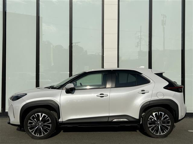 ヤリスクロス ハイブリッドZ 純正ディスプレイオーディオナビ バックカメラ 前ドライブレコーダー ETC パワーシート シートヒーター 社外フロアマット クリアランスソナー ステアリングヒーター HDMIポート LEDヘッド(35枚目)