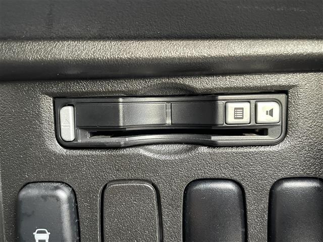 デリカＤ：５ ジャスパー　社外ナビ　バックカメラ　４ＷＤ　前ドライブレコーダー　ＥＴＣ　両側パワースライドドア　ターボ　Ｄ席パワーシート　Ｄ／Ｎ席シートヒーター　パドルシフト　社外フロアマット　純正１８インチＡＷ　保証書・取説（14枚目）