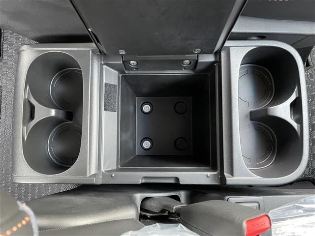 デリカＤ：５ ジャスパー　社外ナビ　バックカメラ　４ＷＤ　前ドライブレコーダー　ＥＴＣ　両側パワースライドドア　ターボ　Ｄ席パワーシート　Ｄ／Ｎ席シートヒーター　パドルシフト　社外フロアマット　純正１８インチＡＷ　保証書・取説（20枚目）