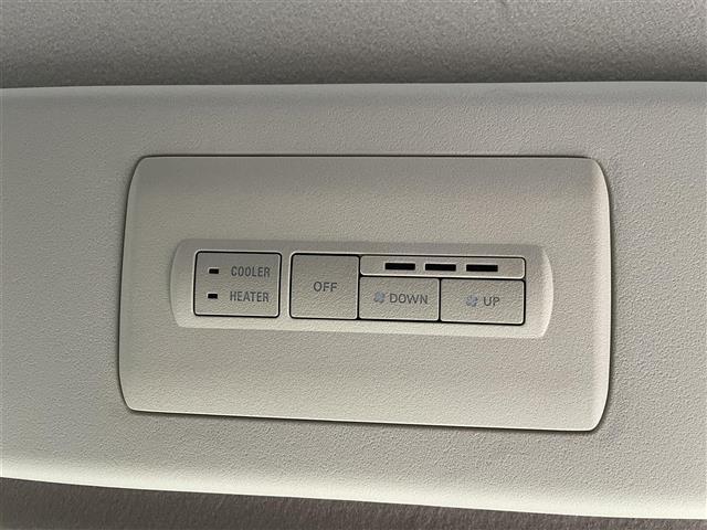 デリカＤ：５ ジャスパー　社外ナビ　バックカメラ　４ＷＤ　前ドライブレコーダー　ＥＴＣ　両側パワースライドドア　ターボ　Ｄ席パワーシート　Ｄ／Ｎ席シートヒーター　パドルシフト　社外フロアマット　純正１８インチＡＷ　保証書・取説（22枚目）