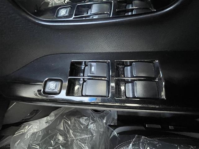 デリカＤ：５ ジャスパー　社外ナビ　バックカメラ　４ＷＤ　前ドライブレコーダー　ＥＴＣ　両側パワースライドドア　ターボ　Ｄ席パワーシート　Ｄ／Ｎ席シートヒーター　パドルシフト　社外フロアマット　純正１８インチＡＷ　保証書・取説（24枚目）