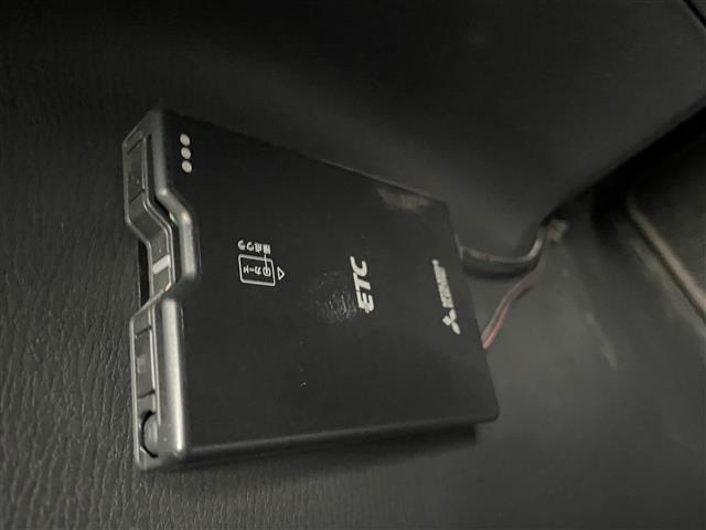 デリカＤ：５ ジャスパー　社外ナビ　全方位　４ＷＤ　前後ドライブレコーダー　ＥＴＣ　両側パワースライドドア　パワーシート　シートヒーター　パワーリアゲート　ワンオーナー　純正防音フロアマット　純正１８インチＡＷ　ＬＥＤヘッド（15枚目）