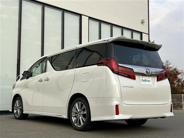 アルファード 2.5S タイプゴールド ワンオーナー 純正9インチナビ フルセグTV バックモニター 後席モニター ツインムーンルーフ レーダークルーズコントロール 両側パワースライドドア 電動リアゲート オットマン ETC 三眼LED(39枚目)