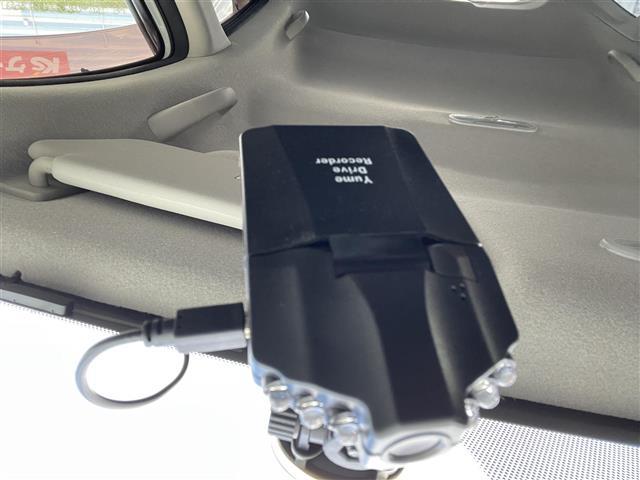 ノート X 純正ナビ フルセグTV アラウンドビューモニター 衝突軽減 デジタルインナーミラー GRASSアルミホイール ドライブレコーダー 純正フロアマット プッシュスタート オートライト スマートキー(7枚目)