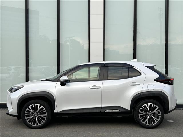 ヤリスクロス ハイブリッドZ 純正8インチナビ フルセグTV パノラマビューモニター 衝突軽減 BSM シートヒーター レーダークルーズコントロール アイドリングストップ ステアリングヒーター ドライブレコーダー ETC LED(42枚目)