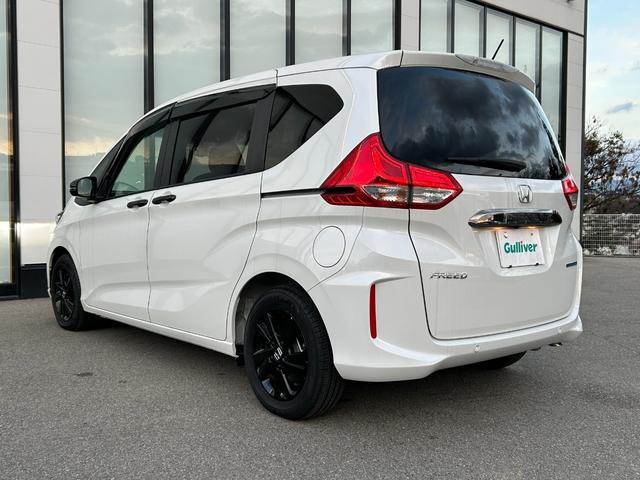 フリードハイブリッド ハイブリッド・Ｇブラックスタイル　社外ナビ　バックカメラ　両側パワースライドドア　ＥＴＣ　前後ドライブレコーダー　ＬＥＤヘッド　前席シートヒーター　レーダークルーズコントロール　純正１５インチＡＷ　アイドリングストップ　スペアキー（35枚目）