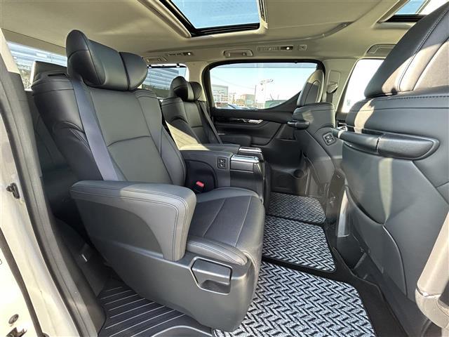 アルファード 2.5S Cパッケージ 社外11インチナビ サンルーフ バックカメラ ETC 前ドライブレコーダー 両側パワースライドドア パワーシート シートヒーター エアシート パワーバックドア オットマン BSM 純正18インチAW(31枚目)