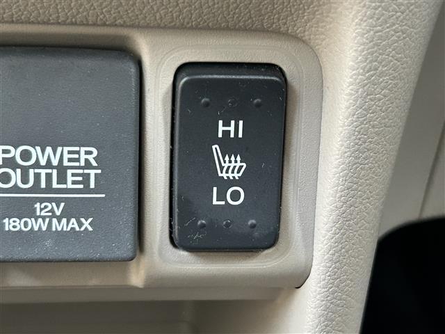 N-BOX G SSパッケージ 純正ナビ ワンセグTV Bluetooth Bカメラ ビルトインETC ABS ESC D/N席シートヒーター スマートキー 両側パワースライドドア 純正フロアマット HDMI ハイトアジャスター(8枚目)