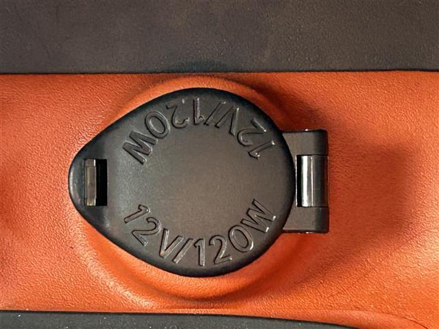 ＲＡＶ４ アドベンチャー　社外９インチナビ　４ＷＤ　バックカメラ　ＥＴＣ　前ドライブレコーダー　パワーシート　パワーバックドア　純正フロアマット　社外１６インチＡＷ　フロント・サイド・リアエアロパーツ　ＬＥＤヘッド・フォグ（25枚目）