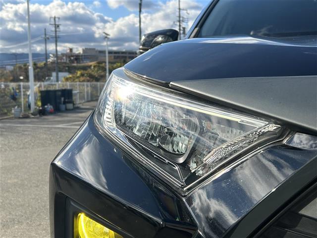 ＲＡＶ４ アドベンチャー　社外９インチナビ　４ＷＤ　バックカメラ　ＥＴＣ　前ドライブレコーダー　パワーシート　パワーバックドア　純正フロアマット　社外１６インチＡＷ　フロント・サイド・リアエアロパーツ　ＬＥＤヘッド・フォグ（38枚目）
