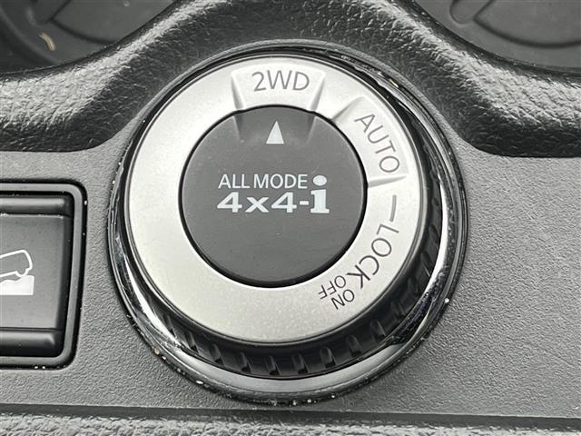 ２０Ｘ　エマージェンシーブレーキパッケージ　４ＷＤ／純正ナビ・ＣＤ再生・Ｂｌｕｅｔｏｏｔｈ・ＵＳＢ接続・ＡＭＦＭチューナー・ＡＵＸ接続／衝突被害軽減システム／ＥＴＣ／バックカメラ・全方位カメラ／ドライブレコーダー／クルーズコントロール(9枚目)